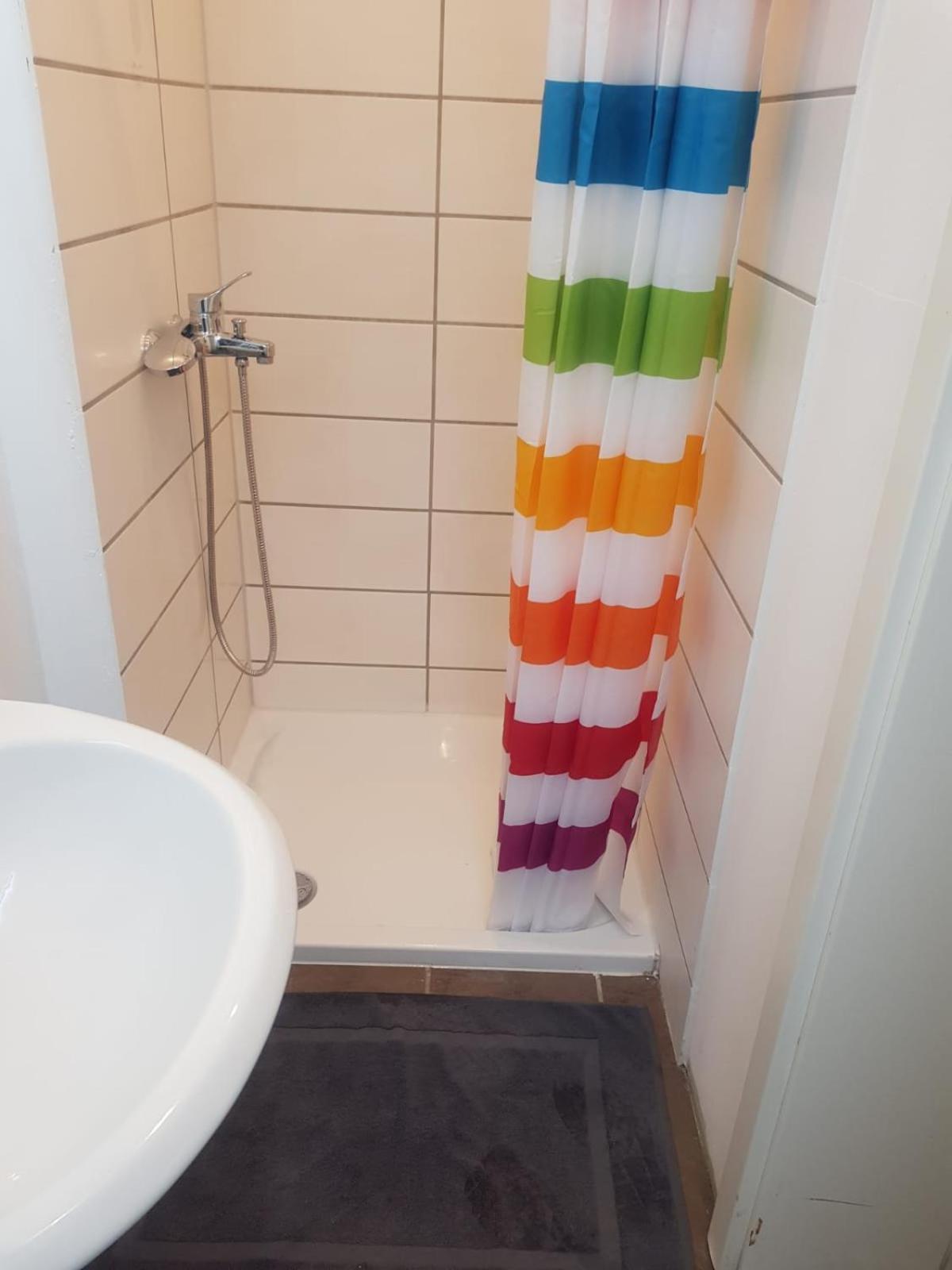 Apartments Fuer Monteure - Хейльбронн Экстерьер фото