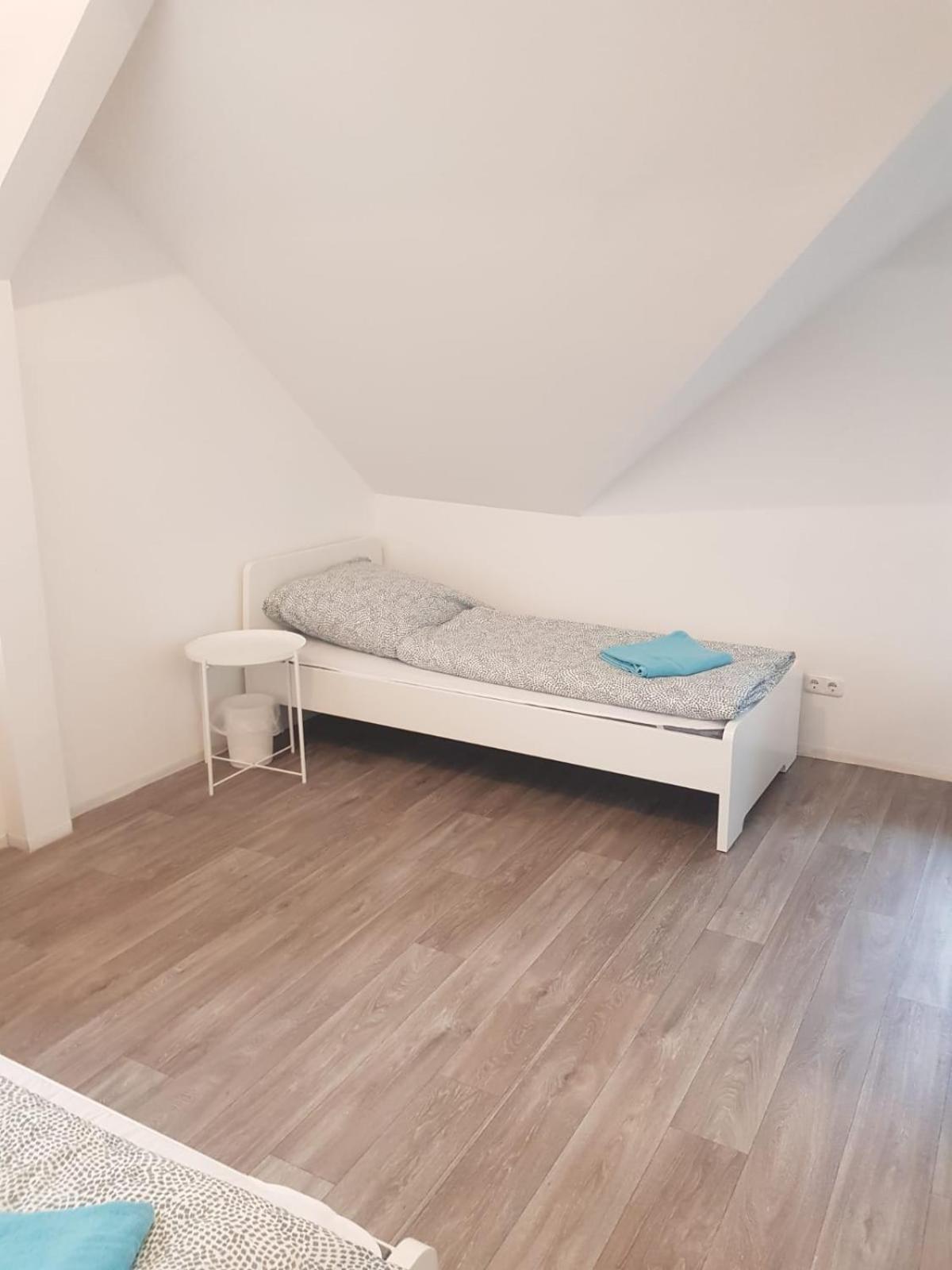 Apartments Fuer Monteure - Хейльбронн Экстерьер фото